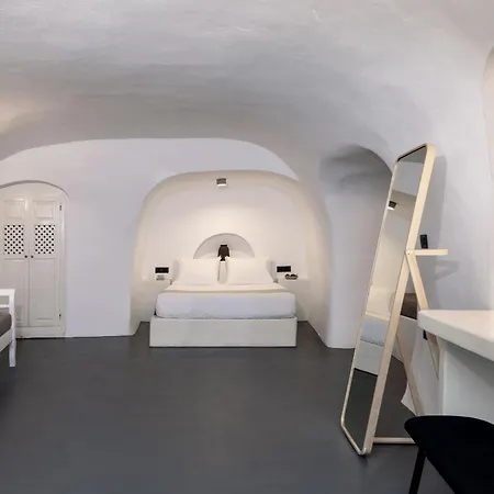 Hotel Elios Cave